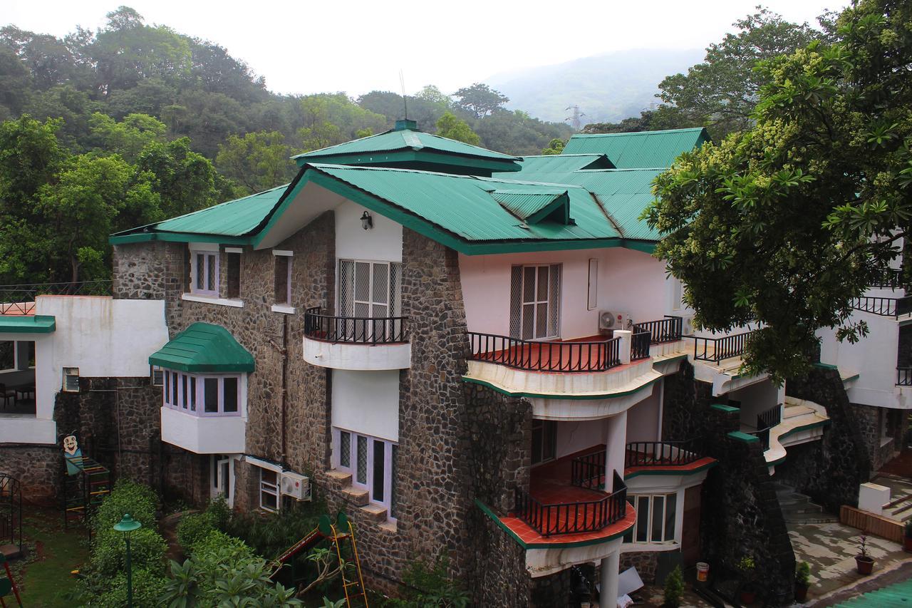 Velvet County Resort & Spa Lonavala Dış mekan fotoğraf